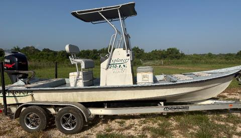 2003, 21-foot Fiberglass Boat and HD Aluminum Marine Boat Trailer.