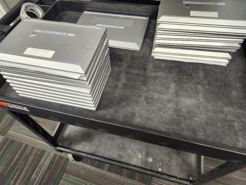 20 Laptop Computers