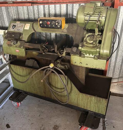 Grizzly Metal Band Saw