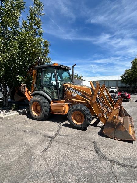 2011 Backhoe Case 580