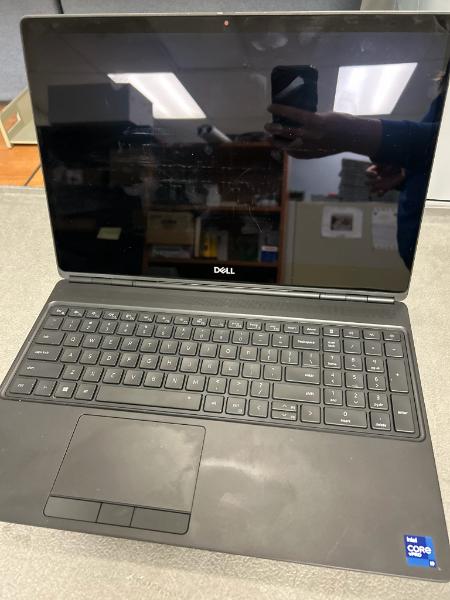 Dell Precision 7560 Laptop