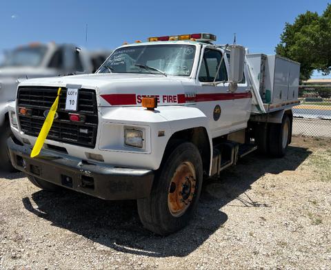 1991 Ford F800 Fire Truck