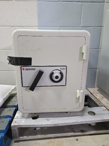 Sentry Safes, 2 ea