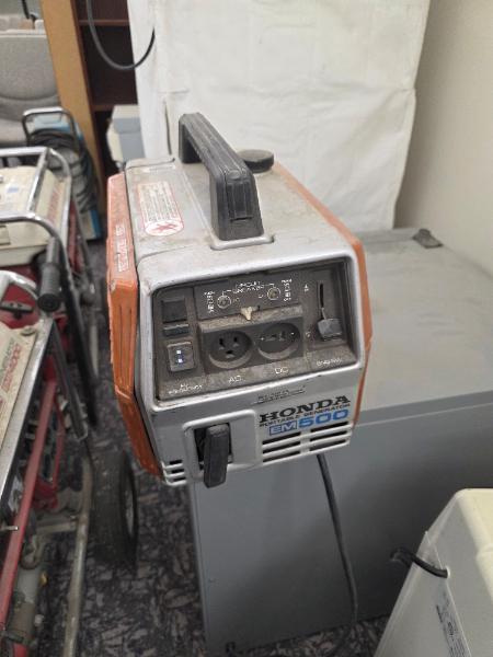 Honda EM500 Portable Gas Generator