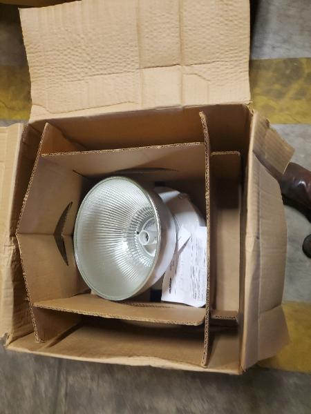 Bantam 2000 150 Watt Light Fixture