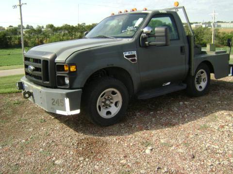 2008 Ford F-350 Aircraft Tug