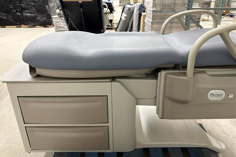 Brewer Exam Table Lot