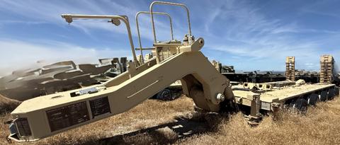 2005 M1000 Heavy Duty Tank Semi-Trailer. SN: 550