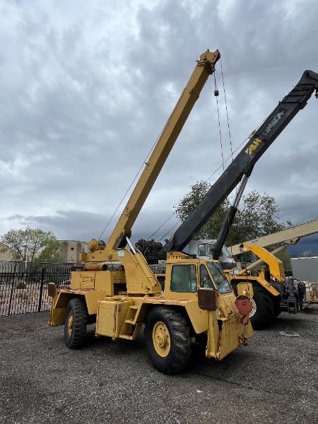 1992 Grove 8 Ton Crane