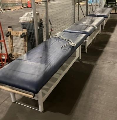 Tri W-G Exam Table Lot