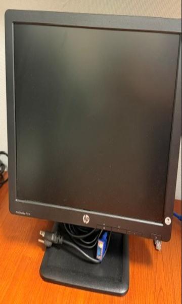 HP Monitor 17