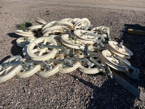 30 Single Wheel Nylon and Galvanized Steel Conductor Stringing Blocks