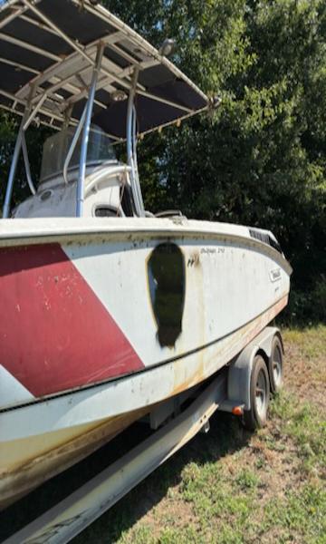 2006 Boston Whaler 240 Outrage 24-foot Vessel w/ Trailer, 2 ea Mercur