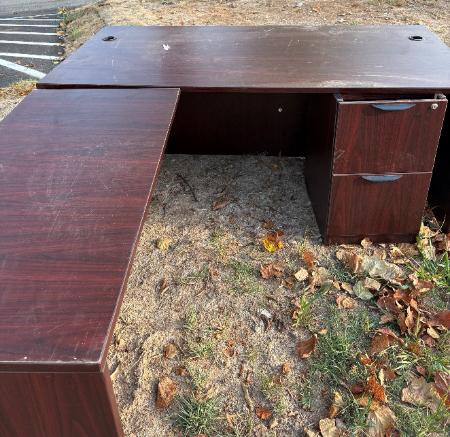 L-Shaped Desk Lot