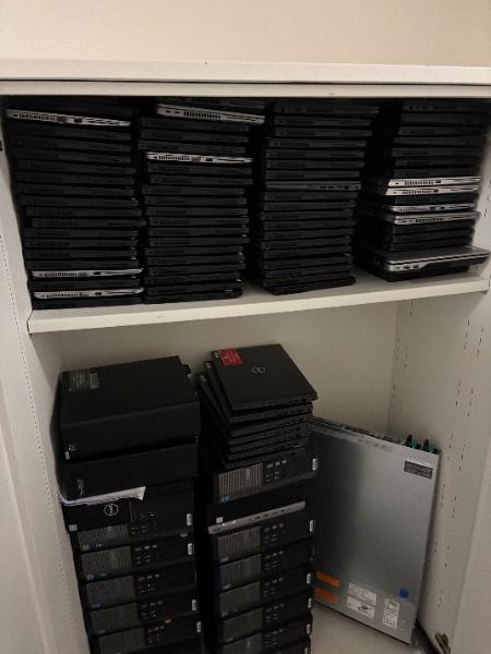 Desktop Computers of Mixed Models from Dell and Hewlett Packard