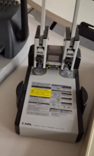 Heavy Duty 2 Hole Punch