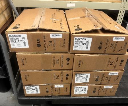(8) 24" LG Television