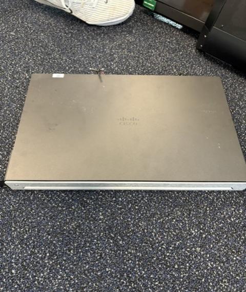 Cisco Switch, 2 ea