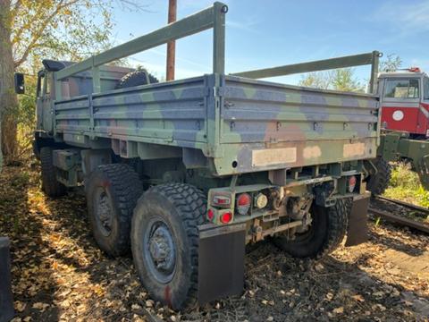 1995 Stewart & Stevenson M-1093 Truck