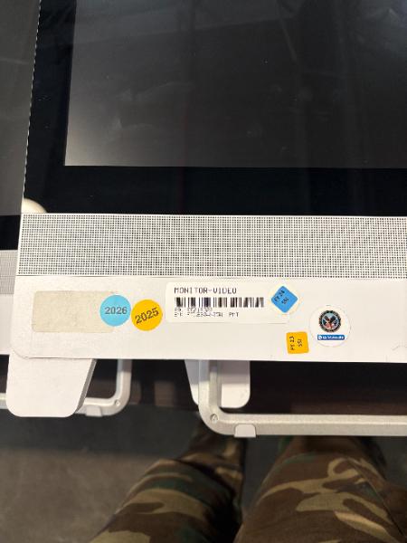 CISCO MONITORS (1 LOT)