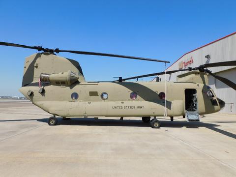 BOEING CH-47F CHINOOK HELICOPTER SN: 07-08035