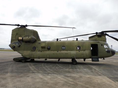 BOEING CH-47F CHINOOK HELICOPTER SN: 09-08064