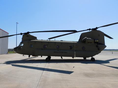 BOEING CH-47F CHINOOK HELICOPTER SN: 07-08744