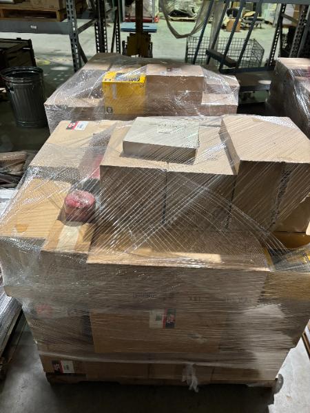 One Lot of Miscellaneous vehicle parts