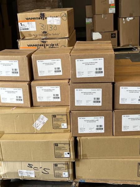 Miscellaneous  Medical Supplies (1 LOT)