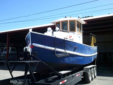 Gunderson Tug Boat w/ Trailer