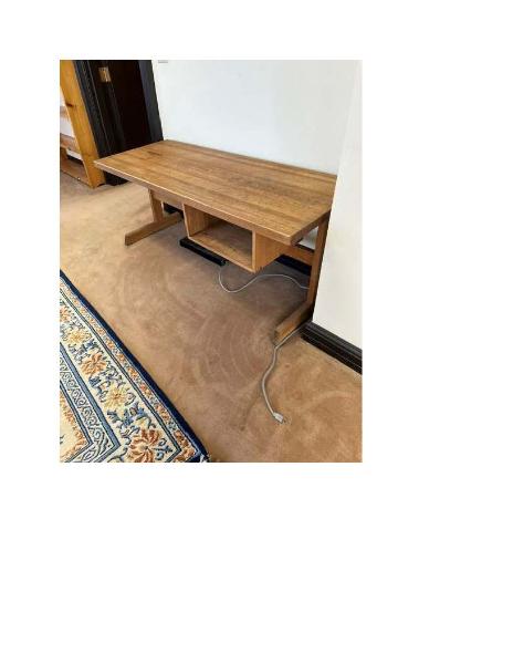 Assorted Computer Desks (4 EA)