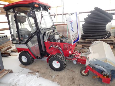 Tractor (Make: VENTURE PRODUCTS, INC.)
