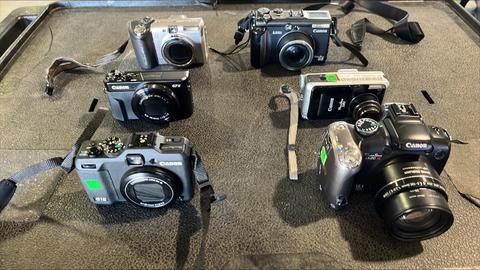 CANON DIGITAL CAMERAS (6 EA)