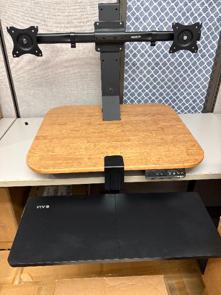 Evodesk with Vivo Keyboard Tray