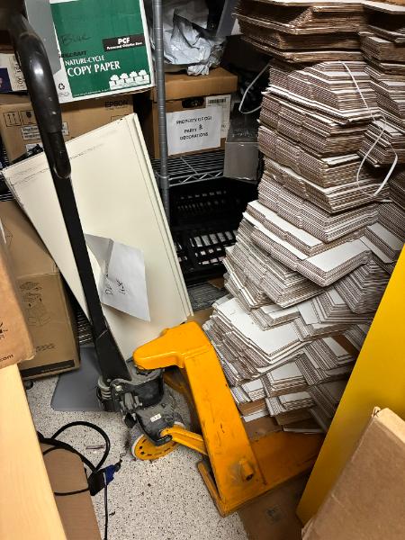 E-Z-V Lift Pallet Jack
