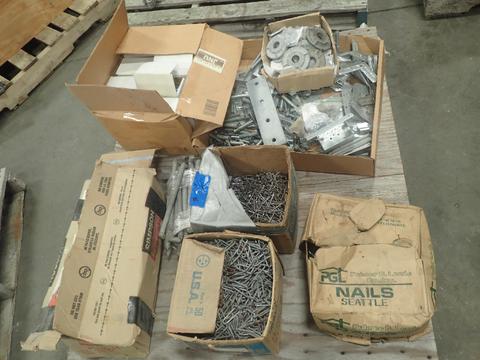 Rafter Ties and Misc (pallet 11- 1 LOT)