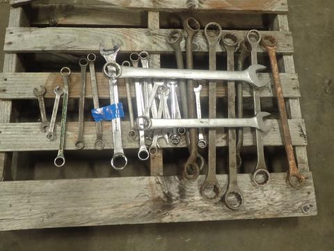 Wrenches (pallet 17-1 LOT)