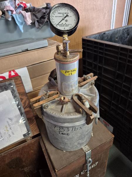 Concrete Air Pressure Meters