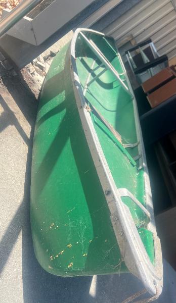 2ea Canoes