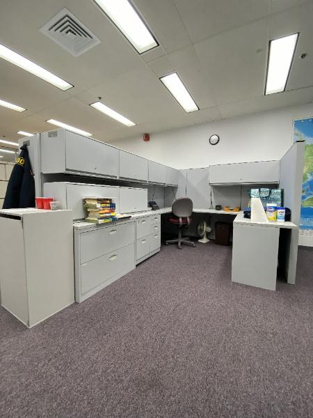 Cubicle Workstation 1