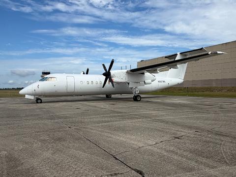 De Havilland Canada Dash 8-300, SN: 567