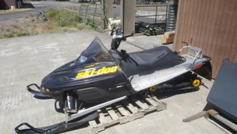 2002 BOMBARDIER SKI-DOO SNOWMOBILE