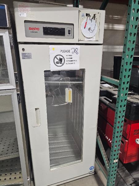 Pharmaceutical Refrigerator