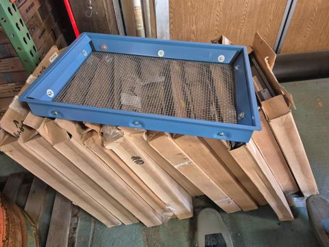 Testing Screen Trays