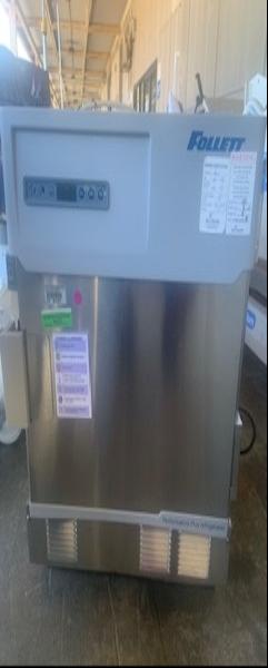 REFRIGERATOR ( UNDER THE COUNTER)