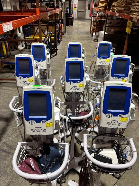 WELCH ALLYN VITAL SIGN MONITORS (1 LOT)