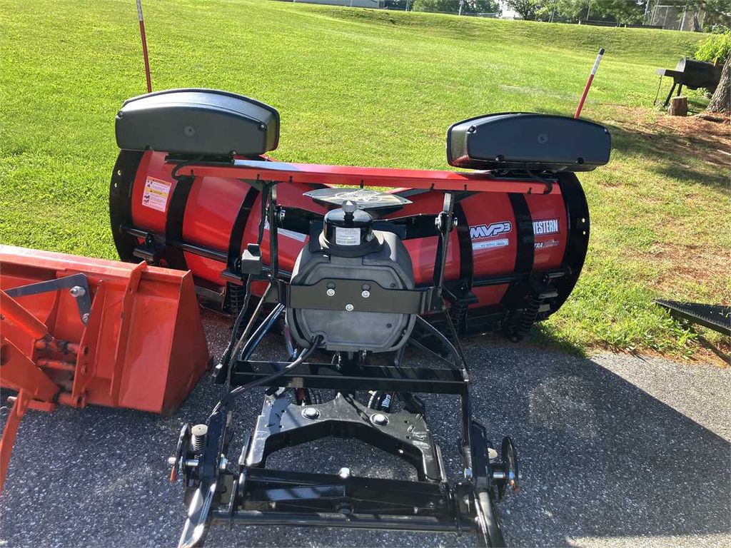 Western 8'6" MVP3 MS Snow Plow - photo 1