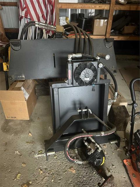 MB Model HL Hydraulic Broom for Loaders