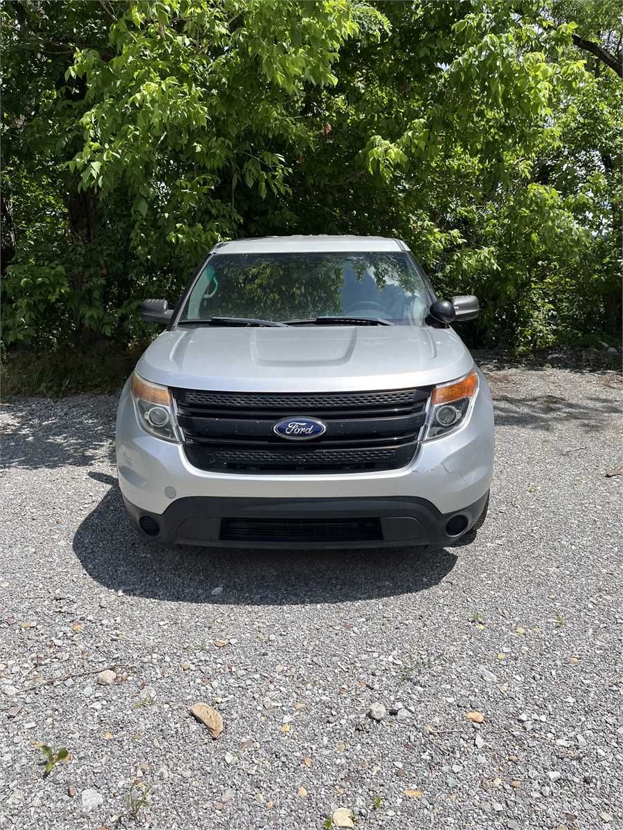 2015 Ford Interceptor - photo 1