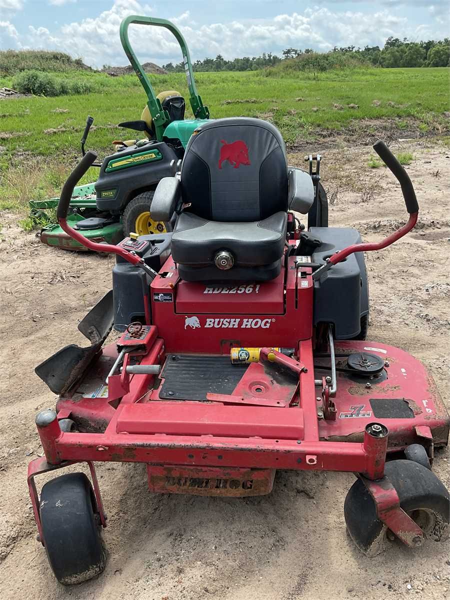 2021 Bush Hog Lawnmower — photo 1